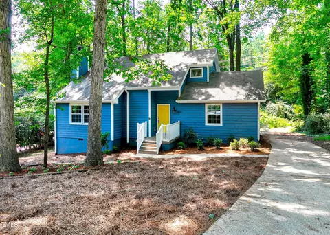 1434 Huntly Ct, Cary, NC 27511