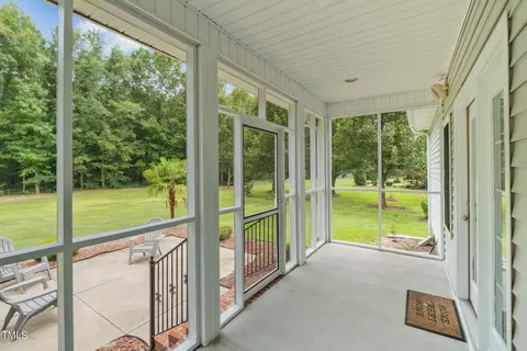 144 Pinecroft Dr, Dunn, NC 28334 photo 37