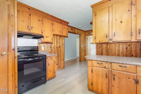 201 Phillips St, Smithfield, NC 27577 photo 13