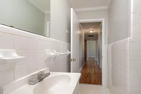 201 Phillips St, Smithfield, NC 27577 photo 30