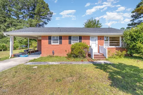 201 Phillips St, Smithfield, NC 27577