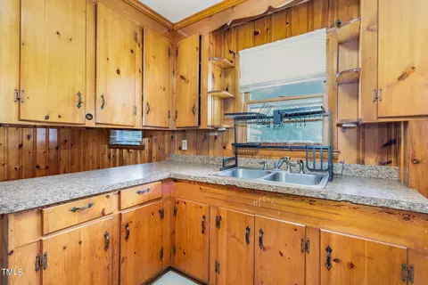 201 Phillips St, Smithfield, NC 27577 photo 12
