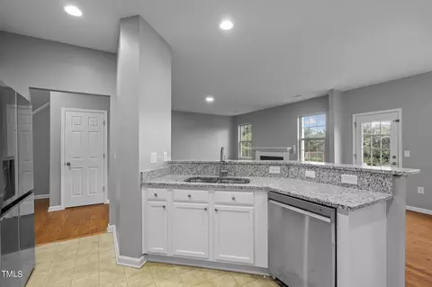 430 Windy Peak Loop, Cary, NC 27519 photo 18