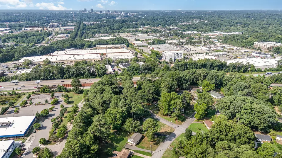 View/Area - 3301 Apache Dr, Raleigh, NC 27609 photo 5 of 5