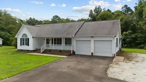 82 Palmetto Dr, Roxboro, NC 27573