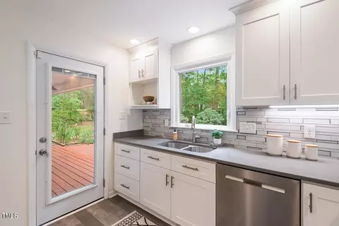 101 Lattimore Ln, Durham, NC 27713 photo 32