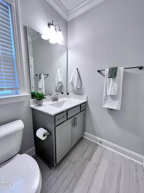 Bath - 2017 Mavin Place Pl, Durham, NC 27703 photo 1 of 12