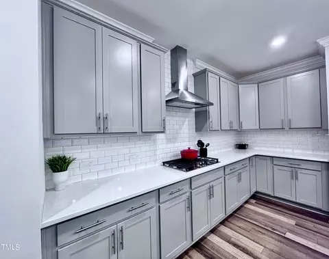 Kitchen - 2017 Mavin Place Pl, Durham, NC 27703 photo 4 of 7