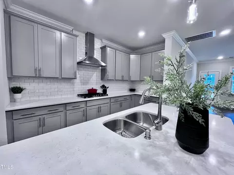 Kitchen - 2017 Mavin Place Pl, Durham, NC 27703 photo 2 of 7