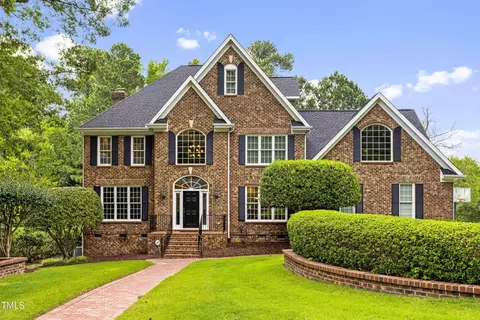 500 Greyfriars Ln, Cary, NC 27518