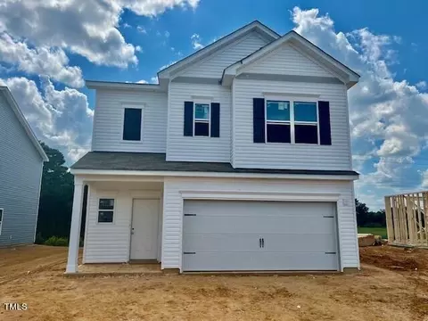 133 Courtside Dr #28, Dunn, NC 28334