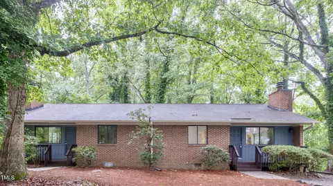 30 Dollar Rd, Chapel Hill, NC 27516