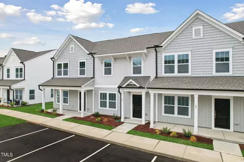 81 Camel Crazies Pl #67, Lillington, NC 27546