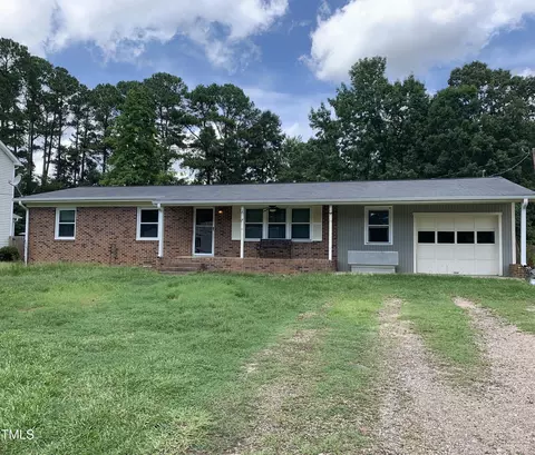 1608 Wake Dr, Wake Forest, NC 27587