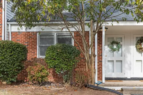 1039 Nichols Dr, Raleigh, NC 27605