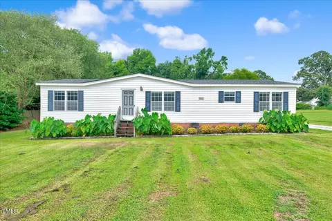 92 Stable Rd, Tarboro, NC 27886