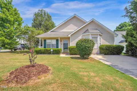 2540 Maybrook Crossing Dr, Raleigh, NC 27610