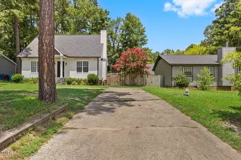 906 Chalk Level Rd, Durham, NC 27704 photo 2