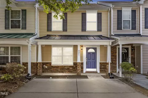 8841 Thornton Garden Ln, Raleigh, NC 27616