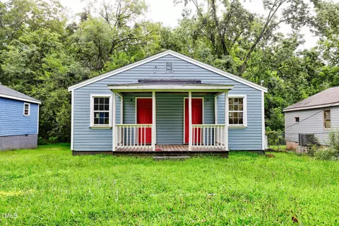 1402 Calvin St, Durham, NC 27701