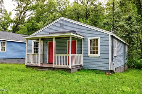 1402 Calvin St, Durham, NC 27701 photo 3