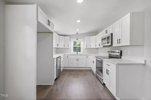Kitchen - 12331 Oak Ave, Bailey, NC 27807 photo 2 of 2