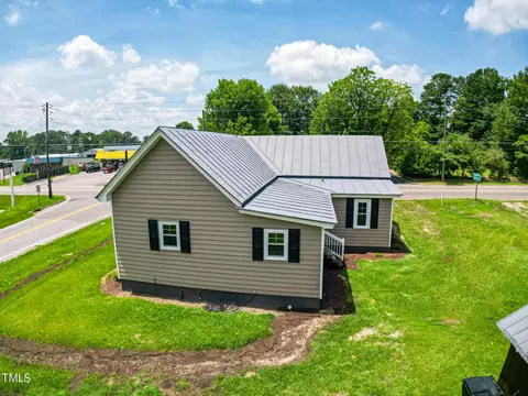 Exterior - 12331 Oak Ave, Bailey, NC 27807 photo 2 of 7