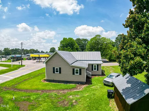 12331 Oak Ave, Bailey, NC 27807