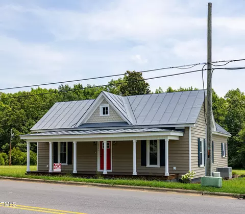 Exterior - 12331 Oak Ave, Bailey, NC 27807 photo 6 of 7