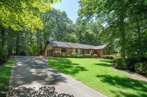 140 Fern Forest Dr, Raleigh, NC 27603