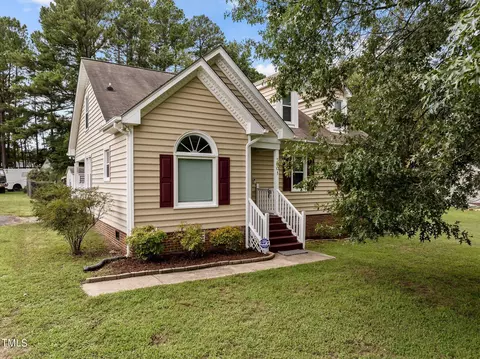 5001 Huntingcreek Dr, Wake Forest, NC 27587