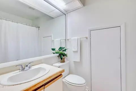 816 Berkeley St #B, Durham, NC 27705 photo 24