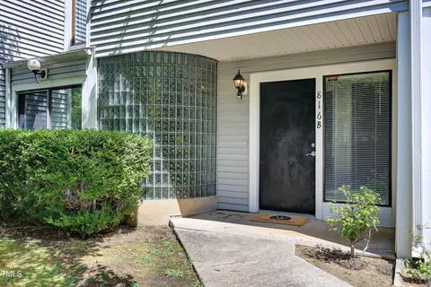 816 Berkeley St #B, Durham, NC 27705 photo 2