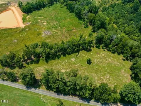 345 Buck Gunter Rd, Siler City, NC 27344