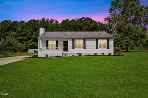 108 Dozer Dr, Youngsville, NC 27596