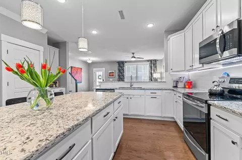 466 Triumph Ln, Wake Forest, NC 27587 photo 14