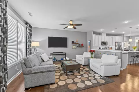 466 Triumph Ln, Wake Forest, NC 27587 photo 2