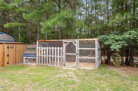 208 Penwood Rd, Willow Spring, NC 27592 photo 11