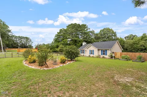 208 Penwood Rd, Willow Spring, NC 27592 photo 10