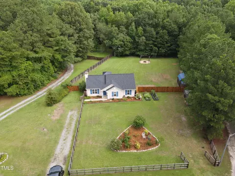 208 Penwood Rd, Willow Spring, NC 27592 photo 2