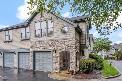 501 Presque Isle Ln, Chapel Hill, NC 27514