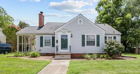 834 High St, Burlington, NC 27215