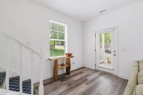 527 E Pine Ave, Wake Forest, NC 27587 photo 9