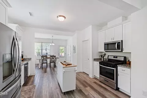 527 E Pine Ave, Wake Forest, NC 27587 photo 13