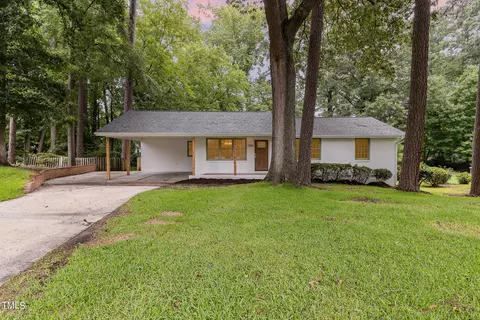 1306 Edgebrook Dr, Garner, NC 27529