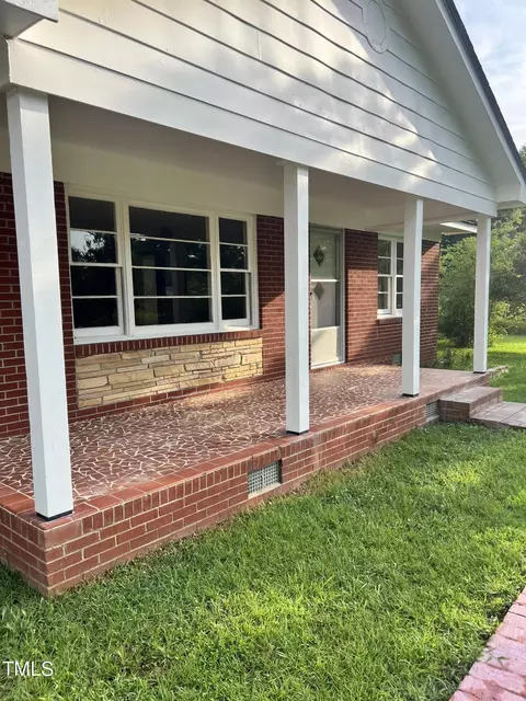 Exterior - 3226 Bunnlevel Erwin Rd, Erwin, NC 28339 photo 1 of 3