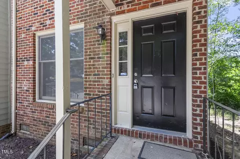 5375 Wayne St, Raleigh, NC 27606 photo 2
