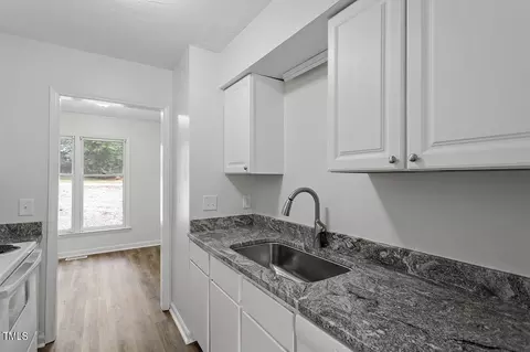 5375 Wayne St, Raleigh, NC 27606 photo 11