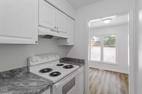 5375 Wayne St, Raleigh, NC 27606 photo 9