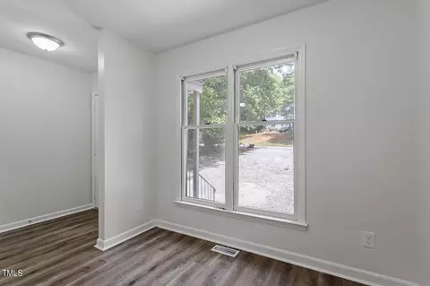 5375 Wayne St, Raleigh, NC 27606 photo 6